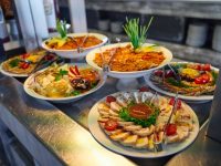 Шведский стол.