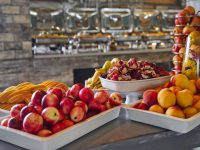 Шведский стол. Фрукты