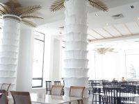 Уголок зала.