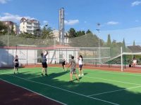 спортивная площадка